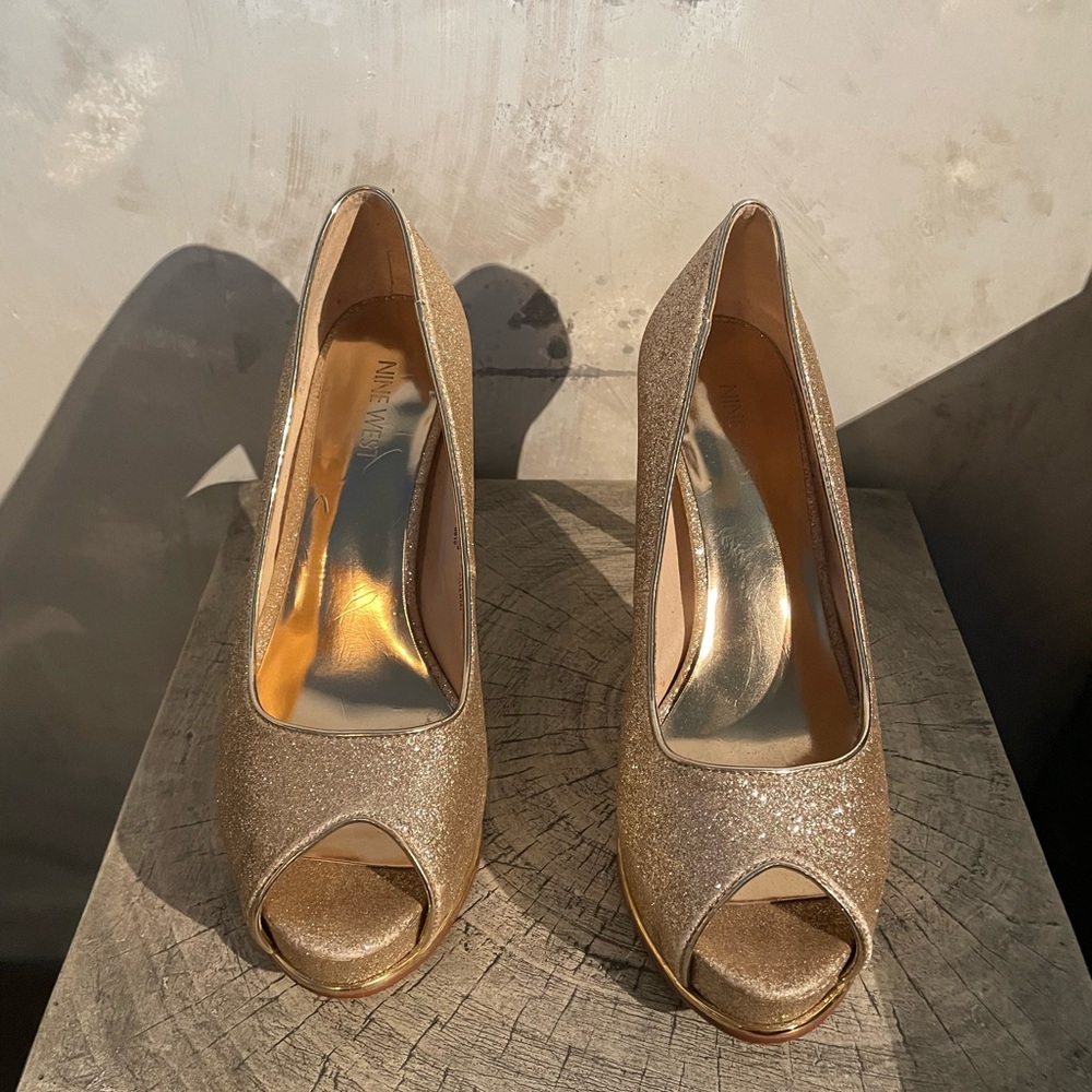 Nine West Glittering Gold Peep-Toe Heels